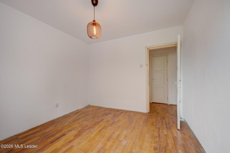 Titan, 2 camere langa parcul IOR, etaj 1, potential de transformare