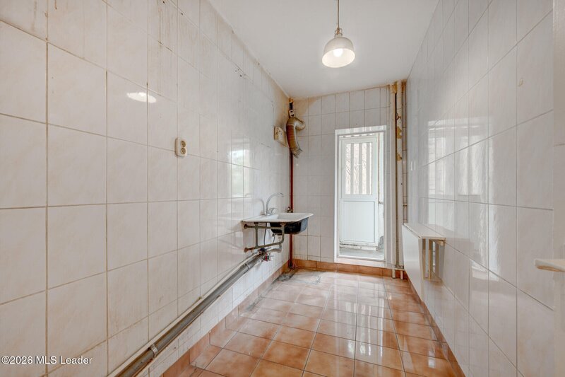 Titan, 2 camere langa parcul IOR, etaj 1, potential de transformare